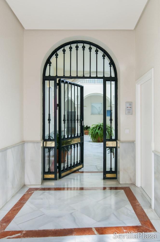 Plaza Apartamento Sevilla